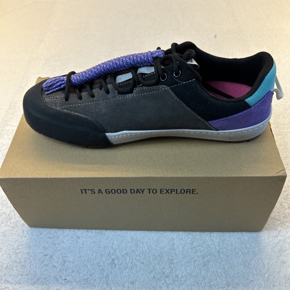 Landed Sneaker The Switchback Black/Purple Mountain Men SZ 10.5 New in Box